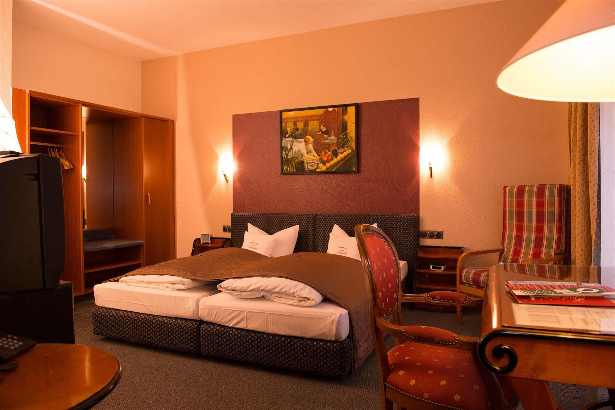 Hotel Hartl'S Lindenmuehle Bad Berneck im Fichtelgebirge Bagian luar foto